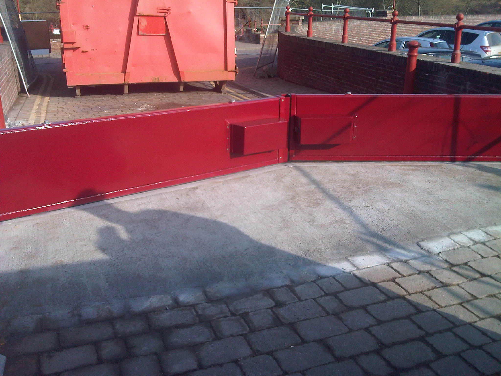 Flood barrier